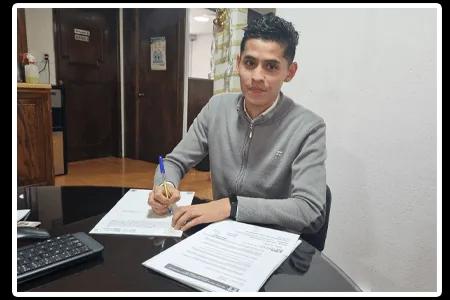 Clientes de AGNOR Inmobiliaria con su nuevo hogar, caso de éxito 6